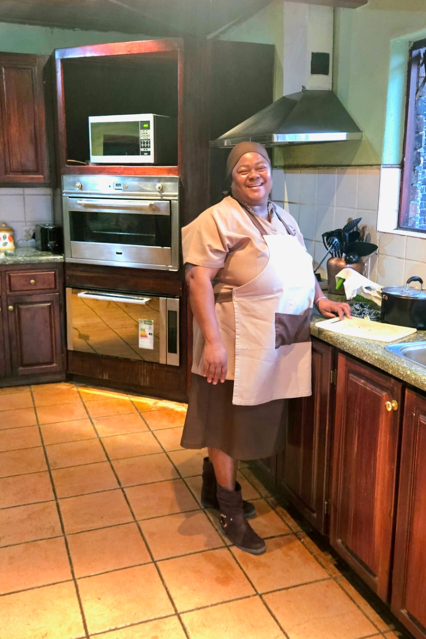 Seringa’s chef in the lodge kitchen